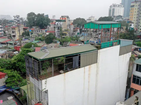 Hiểm họa từ những nhà ống 'không lối cầu sinh'