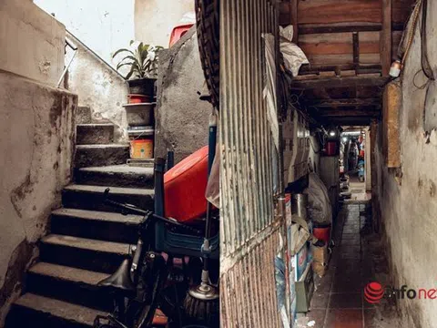 Sống trong ngõ siêu nhỏ, hun hút bóng tối giữa khu phố nghìn tỷ Hà Nội
