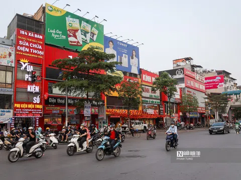 Hà Nội: Ẩn họa cháy nổ không lối thoát thân từ nhà mặt phố