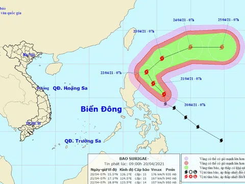 Siêu bão Surigae thay đổi cường độ, sức gió có thể đánh chìm tàu trọng tải lớn