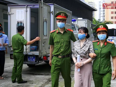 Hình ảnh đầu tiên các bị cáo trong vụ buôn lậu tại Nhật Cường