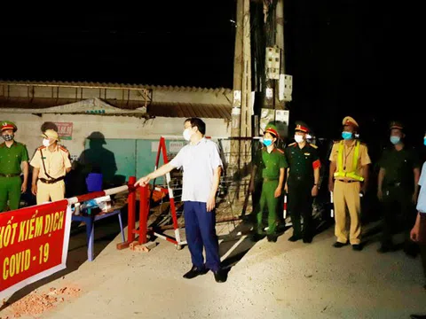 Thêm 8 trường hợp nghi nhiễm COVID-19, Vĩnh Phúc họp khẩn lúc rạng sáng