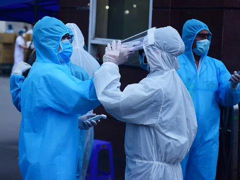 Việt Nam phát hiện 5 ổ dịch Covid-19 lớn trong 10 ngày