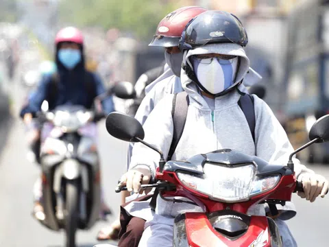 Nắng nóng đặc biệt gay gắt xảy ra ở miền Bắc và miền Trung