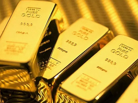 Giá vàng có xu hướng giảm mạnh