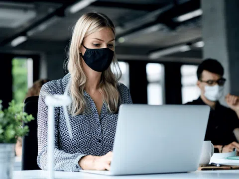 Giải pháp bảo vệ sức khỏe cho "dân văn phòng" mùa dịch COVID-19