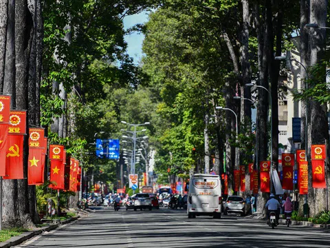 Đường phố TP.HCM trước ngày bầu cử