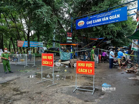Hà Nội: Phong tỏa chợ Xanh Văn Quán