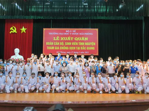 Tạm biệt thành phố hoa phượng đỏ, chúng em lên đường đến Bắc Giang "diệt COVID-19"