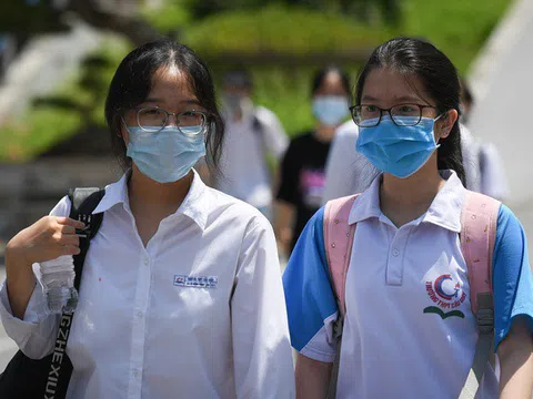 Hà Nội yêu cầu học sinh lớp 9 và 12 không ra khỏi thành phố