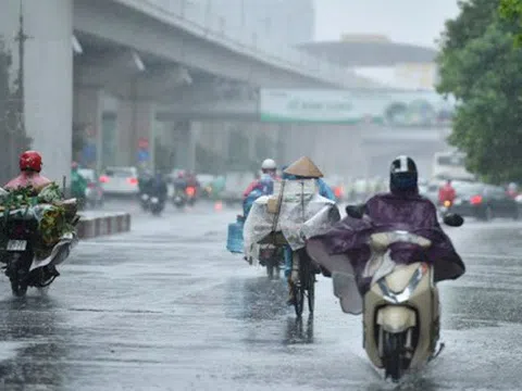 Miền Bắc hứng đợt mưa dông mới, miền Trung có nơi nắng nóng trên 38 độ C