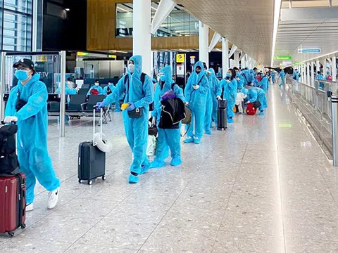 Dịch COVID-19: Sớm hoàn thiện quy trình quản lý khép kín người nhập cảnh vào Việt Nam