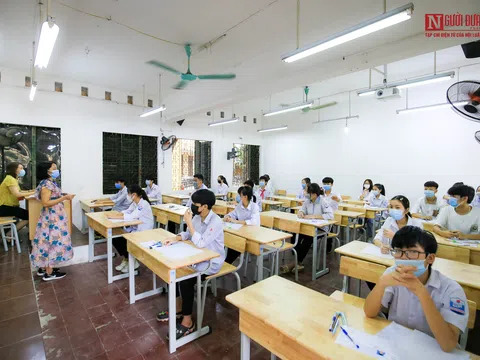 Ngày thi đầu tiên: Đề thi vừa sức, thí sinh tự tin đạt 8 điểm