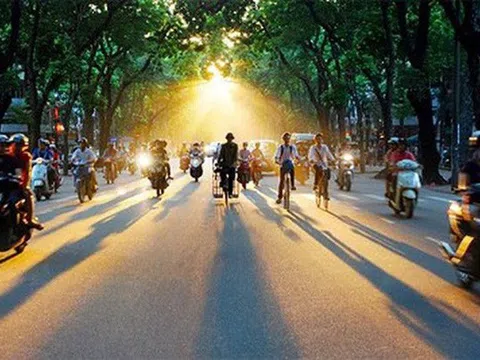 Thời tiết đầu tuần: Nắng nóng quay lại miền Bắc và miền Trung