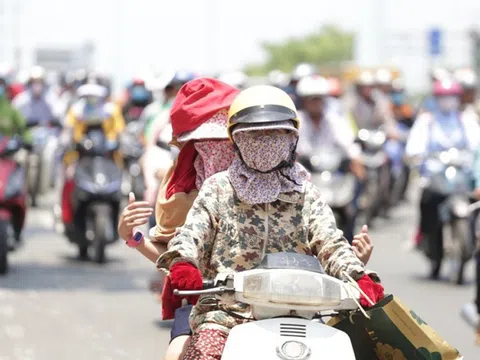 Nắng nóng ở miền Bắc và miền Trung đạt đỉnh, nhiều nơi trên 40 độ C