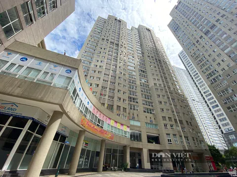 Hà Nội: Lời kể của người gặp bé trai 5 tuổi trước khi rơi tầng 11 chung cư tử vong