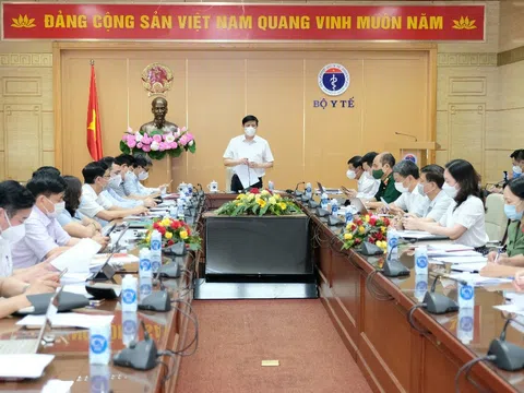 Bộ trưởng Bộ Y tế: Dự kiến sẽ có 8 triệu liều vắc xin COVID-19 về Việt Nam trong tháng 7/2021