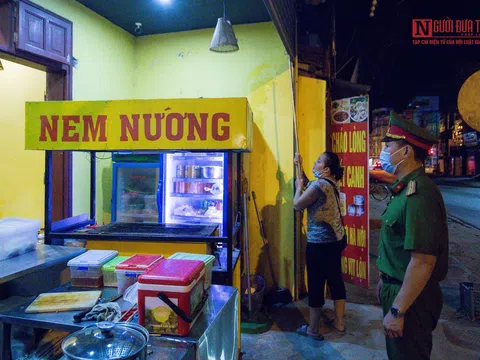 Công an Hà Nội xuyên đêm tuyên truyền thực hiện nghiêm chỉ đạo của TP