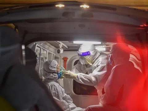 Căng mình điều trị hàng nghìn F0 ở TP.HCM