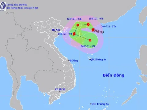 Bão số 3 tăng cấp mạnh mẽ, di chuyển chậm và chuyển hướng phức tạp