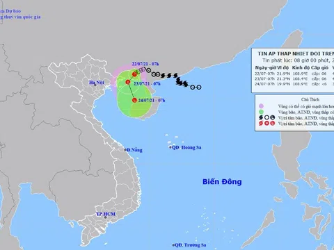 Áp thấp nhiệt đới cách Quảng Ninh 110km, miền Bắc mưa to nhiều nơi