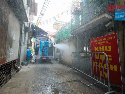 Hà Nội: Phun khử khuẩn toàn bộ thị trấn Quốc Oai