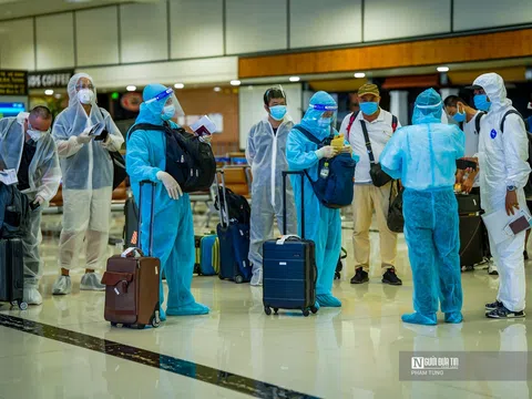 Hà Nội: Đưa 299 người về từ TP. HCM đi cách ly