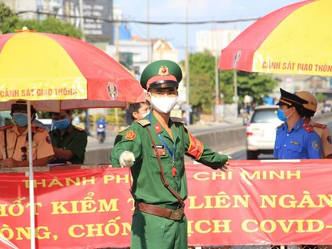 KHẨN: Siết chặt thực thiện Chỉ thị 16, TPHCM tăng cường một loạt biện pháp mạnh