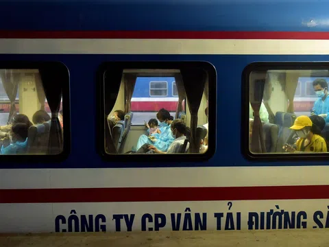 720 người Hà Tĩnh rời TP.HCM trên chuyến tàu đặc biệt