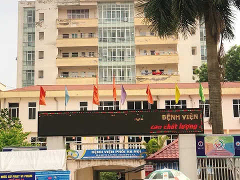 Hà Nội: Ấm lòng những suất cơm yêu thương gửi tặng Bệnh viện Phổi trong thời gian thực hiện cách ly y tế