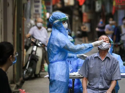 Hà Nội: Lấy hàng nghìn mẫu xét nghiệm tại "điểm nóng" về dịch
