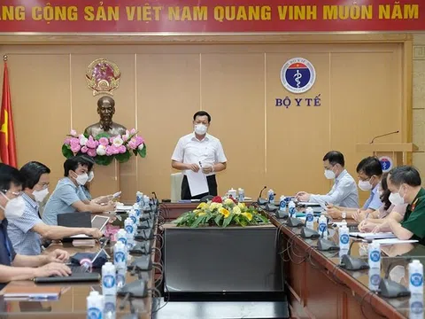 Thứ trưởng Bộ Y tế: 'Không thu bất kỳ chi phí nào liên quan tiêm vaccine Covid-19'