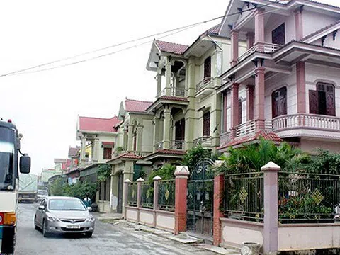 Làng tỷ phú xứ Nghệ: Làm giàu nhờ đồng nát, ô tô tiền tỷ chạy nườm nượp khắp làng