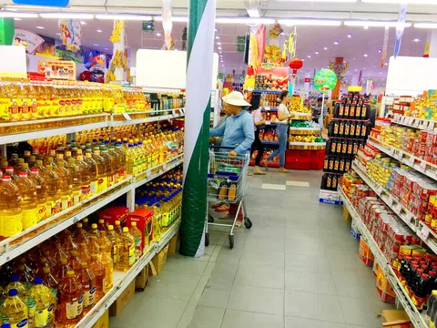 An Giang: Siêu thị Tứ Sơn bình ổn giá, phục vụ nhu cầu nhân dân mua sắm Tết