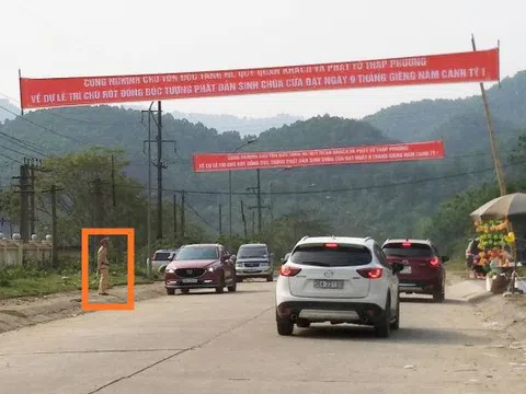 Thanh Hóa: Tình trạng đậu, đỗ xe tại đền Cửa Đạt mất an ninh trật tự dịp đầu xuân