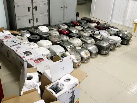 An Giang: Bắt lô hàng đã qua sử dụng nhập lậu trị giá hàng trăm triệu đồng