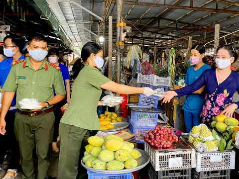 Thành phố Cần thơ: Tuổi trẻ Công an TP. Cần Thơ chung sức cùng cộng đồng phòng chống dịch bệnh COVID-19