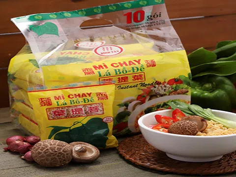 Trải nghiệm một bữa ăn chay hạnh phúc cùng với Bình Tây Food