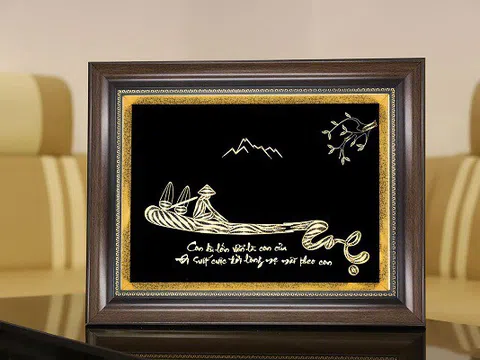 Quà tặng cao cấp 'hút' khách ngày của Mẹ