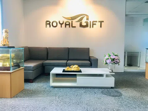 Royal Gift – khẳng định đẳng cấp thương hiệu quà tặng của người Việt