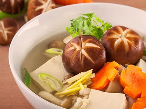 Chế biến bún Thái chay cho ngày lễ Phật đảng cùng Bình Tây Food