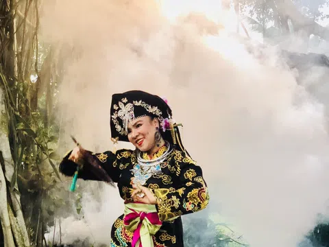 Tấm lòng thiện nguyện của cô đồng xinh đẹp Hiền Ngân