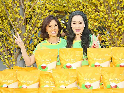 NSƯT Trịnh Kim Chi, Hồ Lệ Thu cùng Gạo Hoa Lúa 'Gắn kết yêu thương' trẻ em nghèo