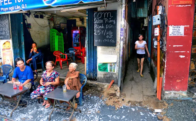 'Bí ẩn' sau hẻm phố Tây giữa Sài Gòn