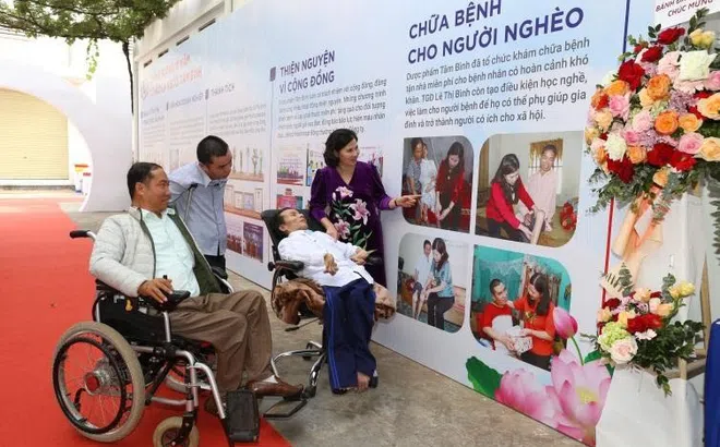 Người thầy thuốc đặc biệt của những bệnh nhân nghèo