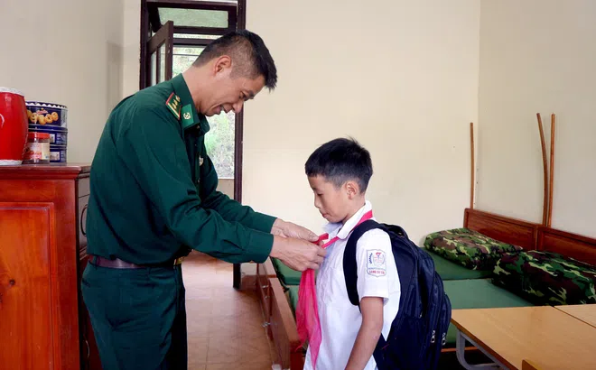 Con nuôi đồn biên phòng